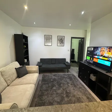 Barking Bliss-2 Bedroom,2 Bath, A Short Distance To Barking Station Buitenkant foto